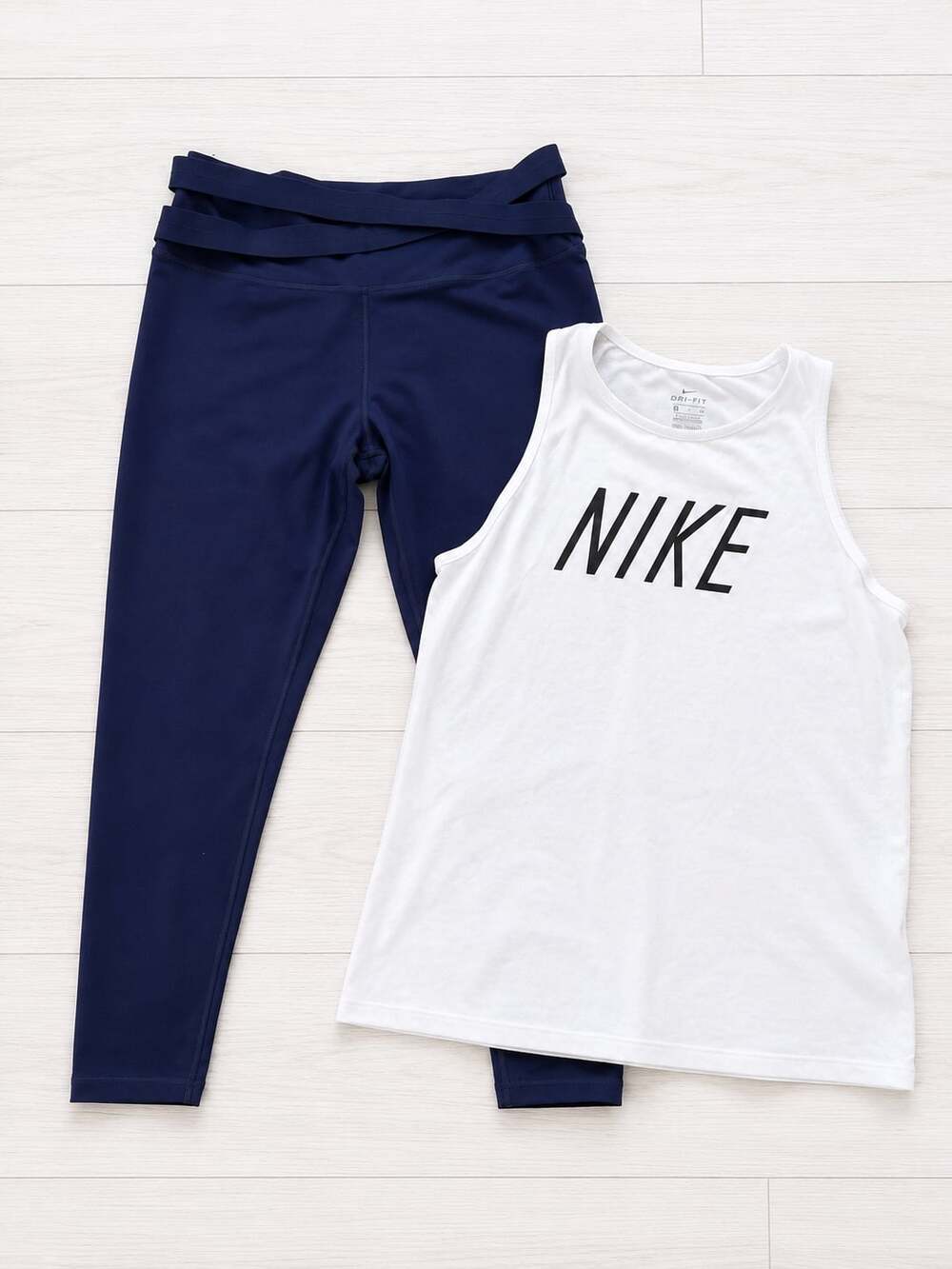 Nike/ Offline by Aerie Women's Activewear Set: Dri-fit Tank and Blue Leggings XL